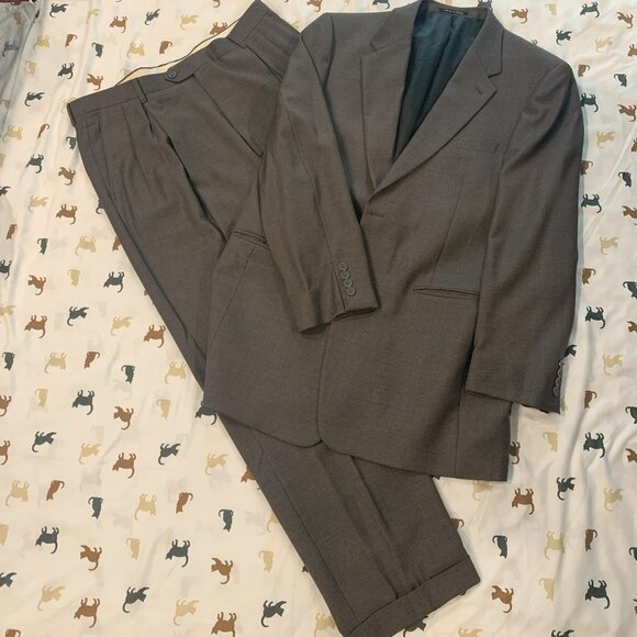 Kenneth Cole Gray Suit 42L 36x30